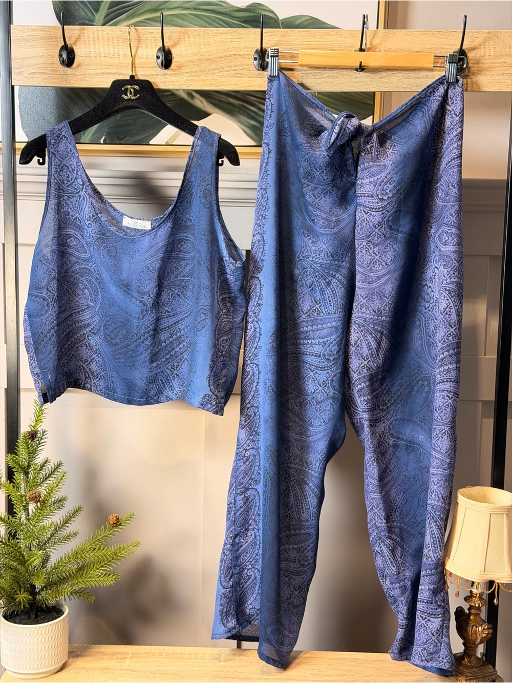Paisley-Print Blue purple Women's Lounge Pants and Tank two pieces Set M